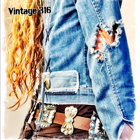 Accessories - LAST ONE ~ Turquoise Concho Belt